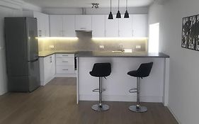Apartament W Centrum Kielc Z Prywatnym Parkingiem